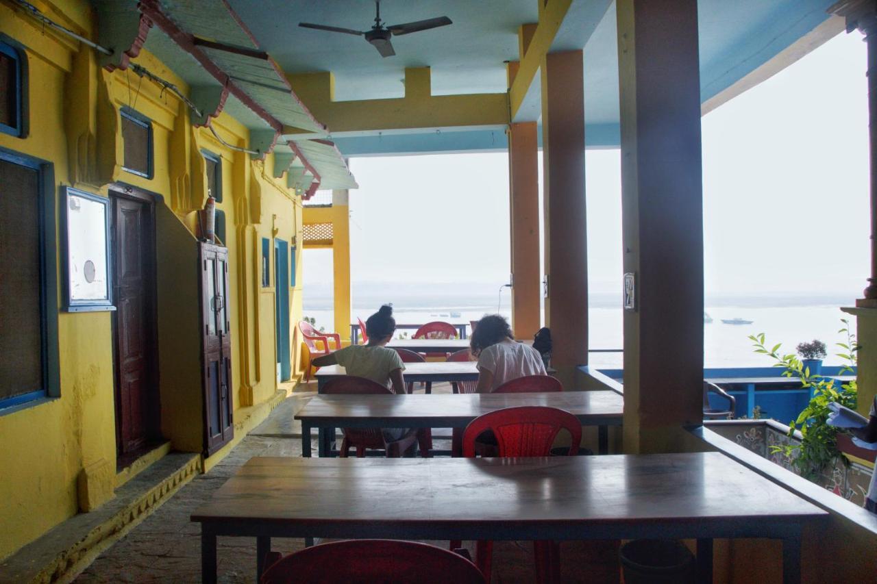 Vishnu Rest House Varanasi Dış mekan fotoğraf
